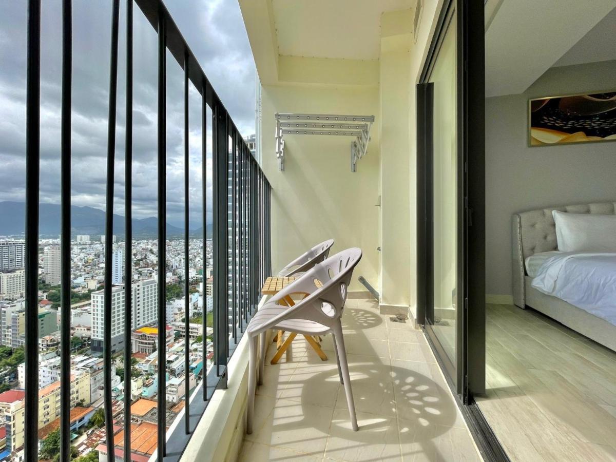Gold Coast Luxury Apartment ニャチャン エクステリア 写真
