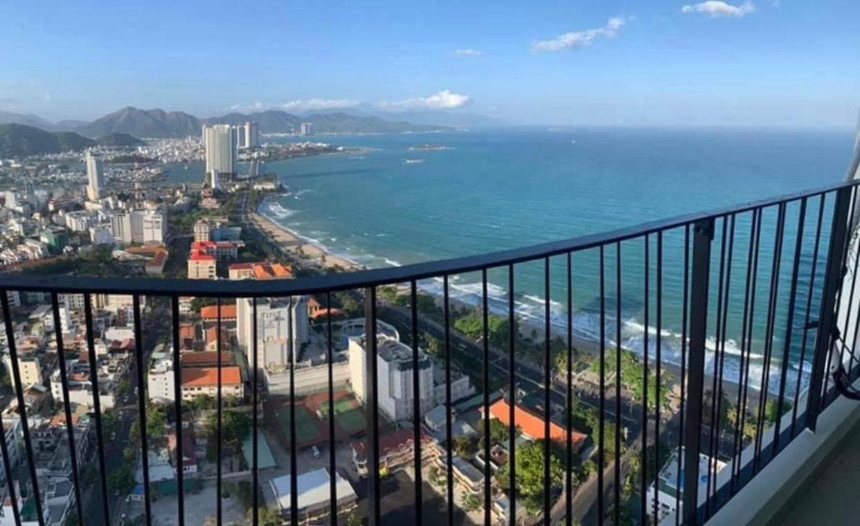 Gold Coast Luxury Apartment ニャチャン エクステリア 写真